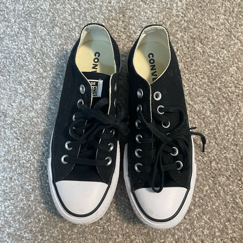 Sneakers - Picture 7 of 7
